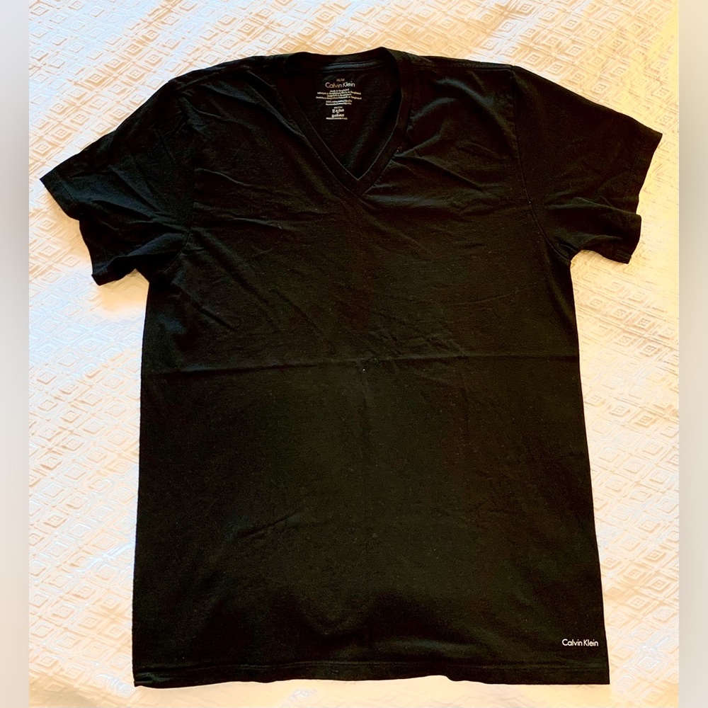Calvin Klein Men’s cotton t-shirt. Black. Size: M